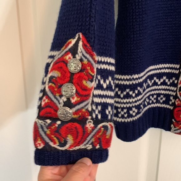 Vintage 1970s Women’s Nordic Evebofoss Wool Folk Cardigan with Hook Closure.  M1 - Picture 3 of 11